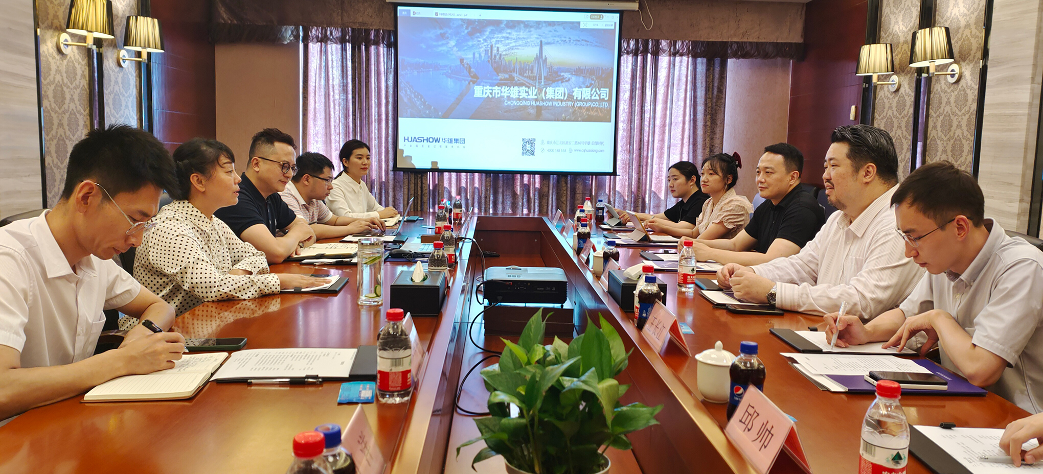 1657027332391625.jpg 1657027332391625.jpg