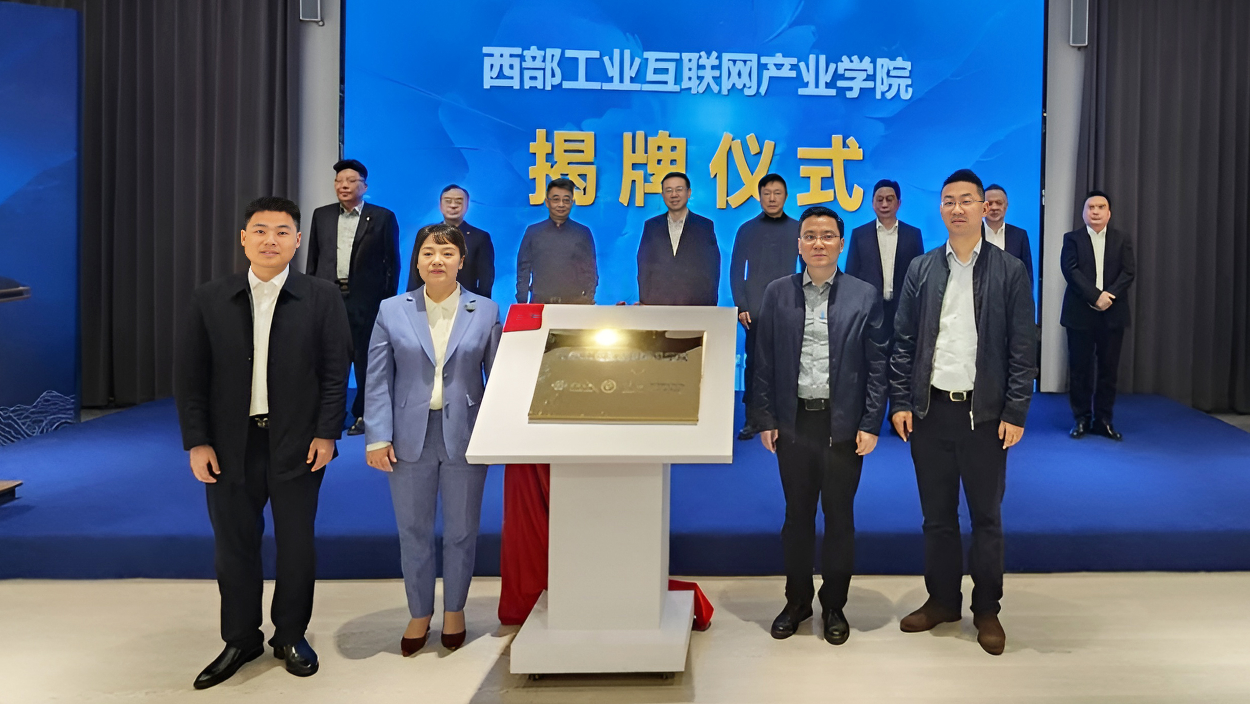 PT��Ѷ��(�й���)�ٷ���վ