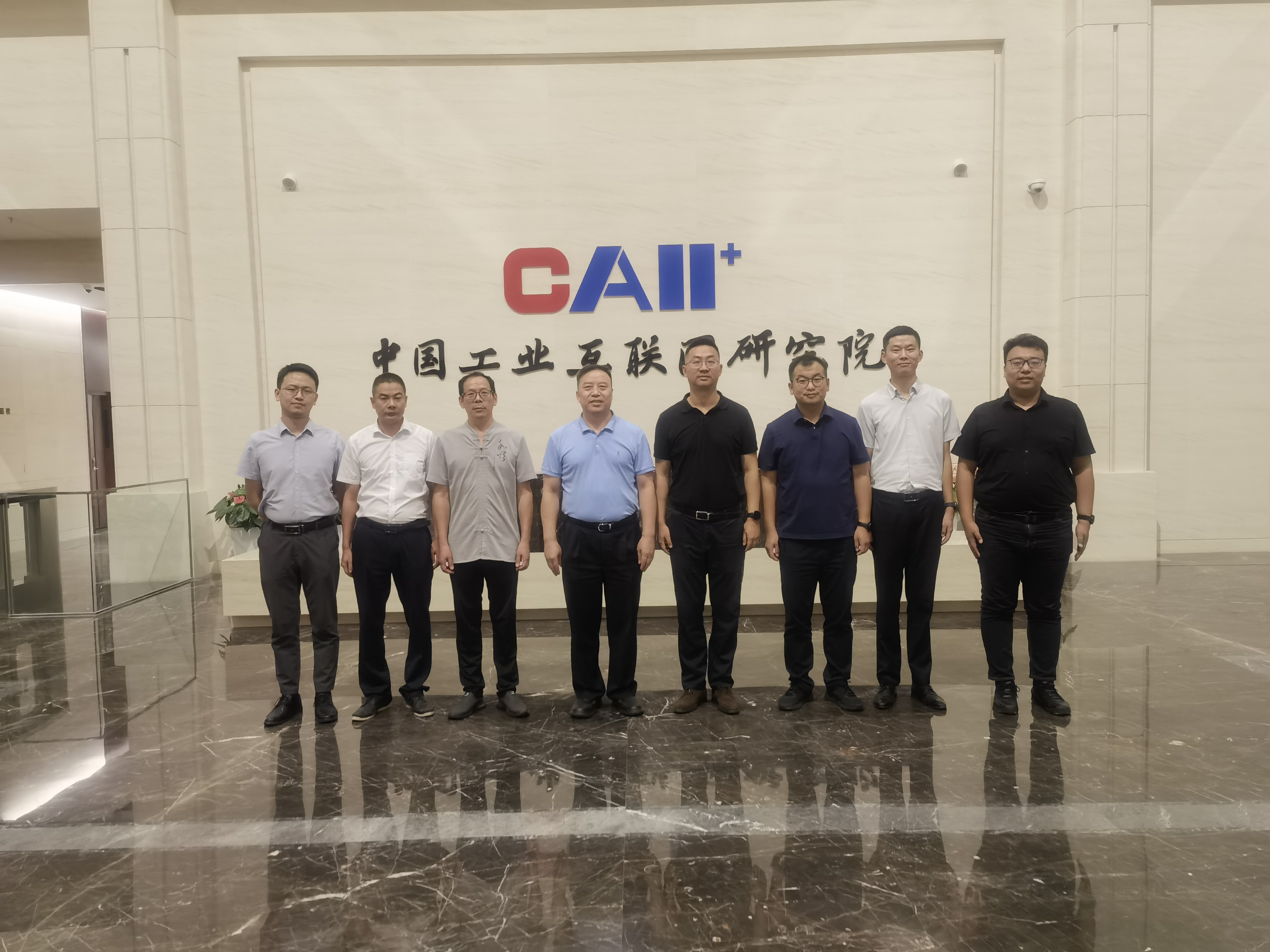 PT��Ѷ��(�й���)�ٷ���վ